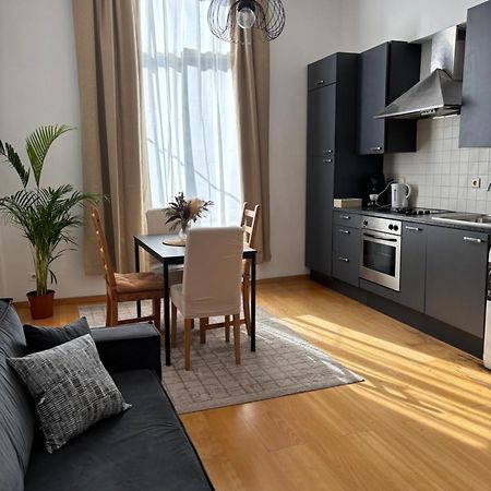 L&L Residence 1 Brüsszel Kültér fotó
