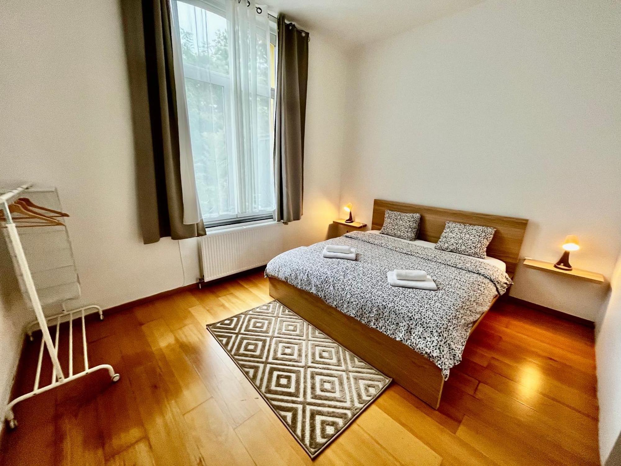 L&L Residence 1 Brüsszel Kültér fotó