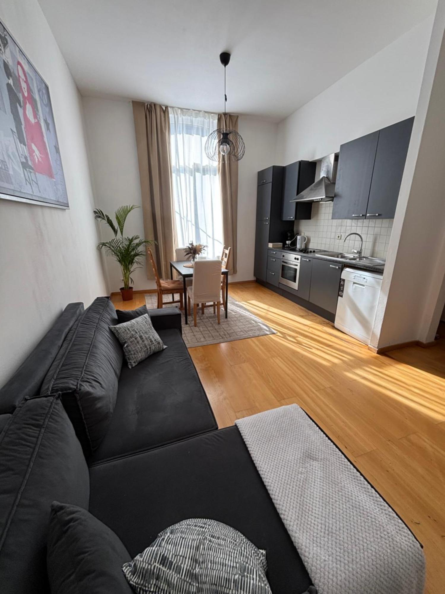 L&L Residence 1 Brüsszel Kültér fotó